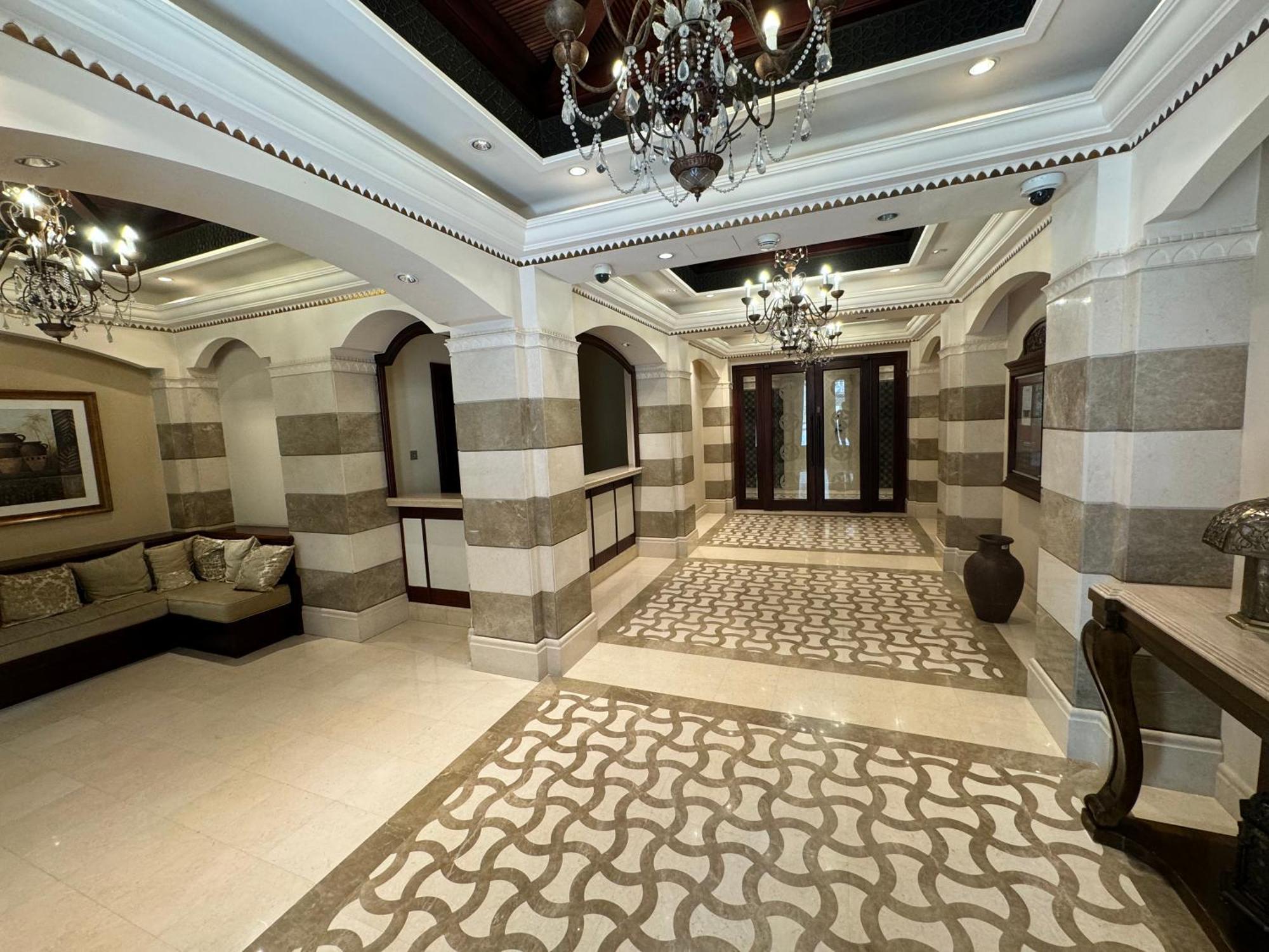 Apartment Luxurious 1br Aprt Burj Khalifa Area *