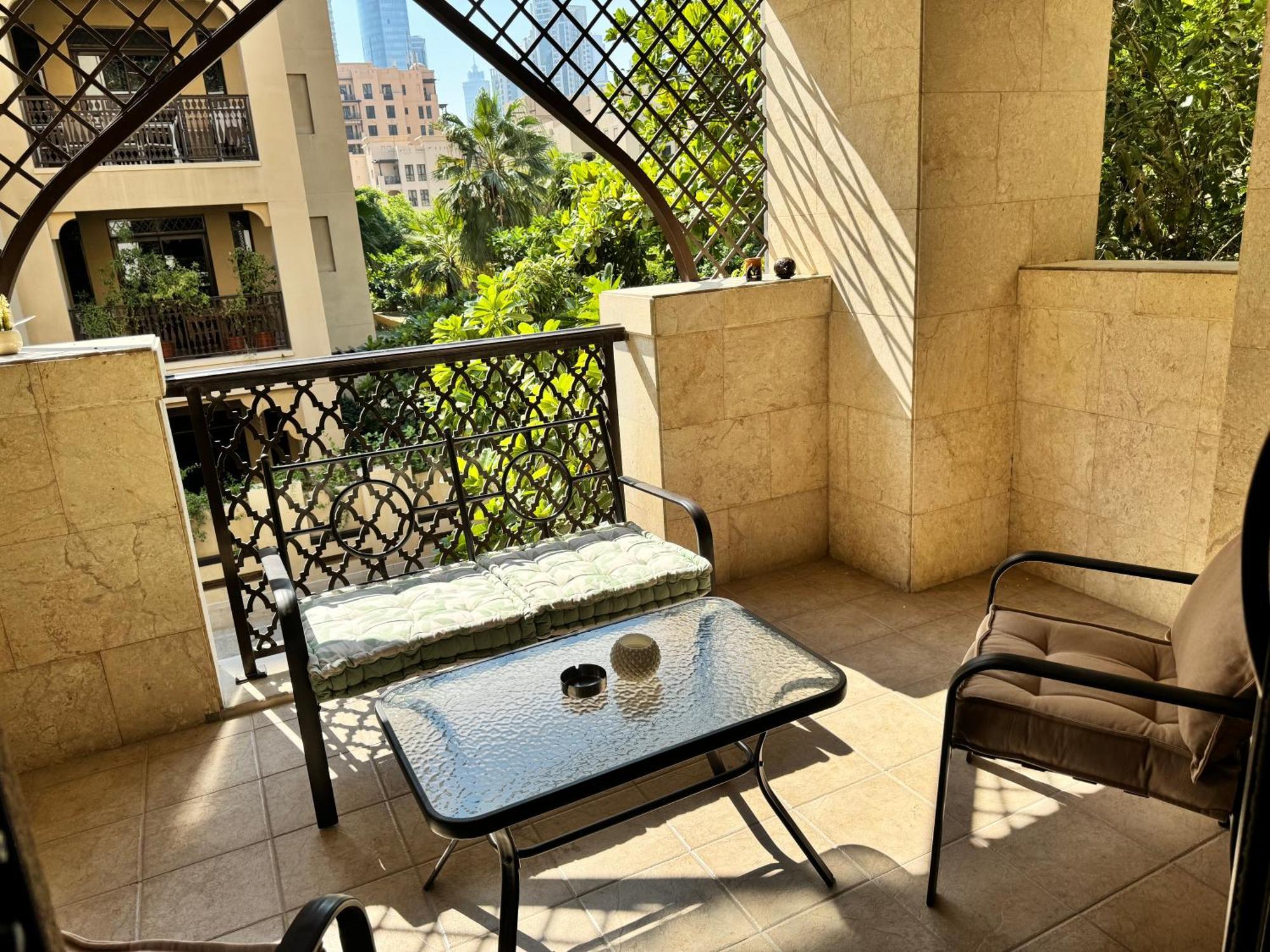 Apartment Luxurious 1br Aprt Burj Khalifa Area *