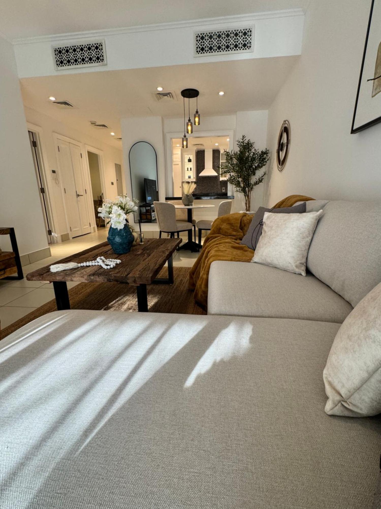 Luxurious 1br Aprt Burj Khalifa Area Apartment