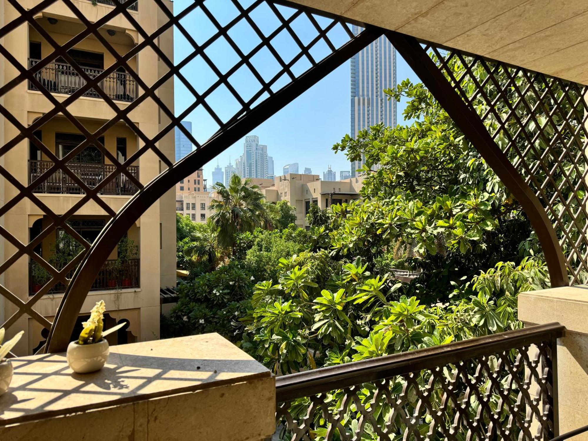 Apartment Luxurious 1br Aprt Burj Khalifa Area *