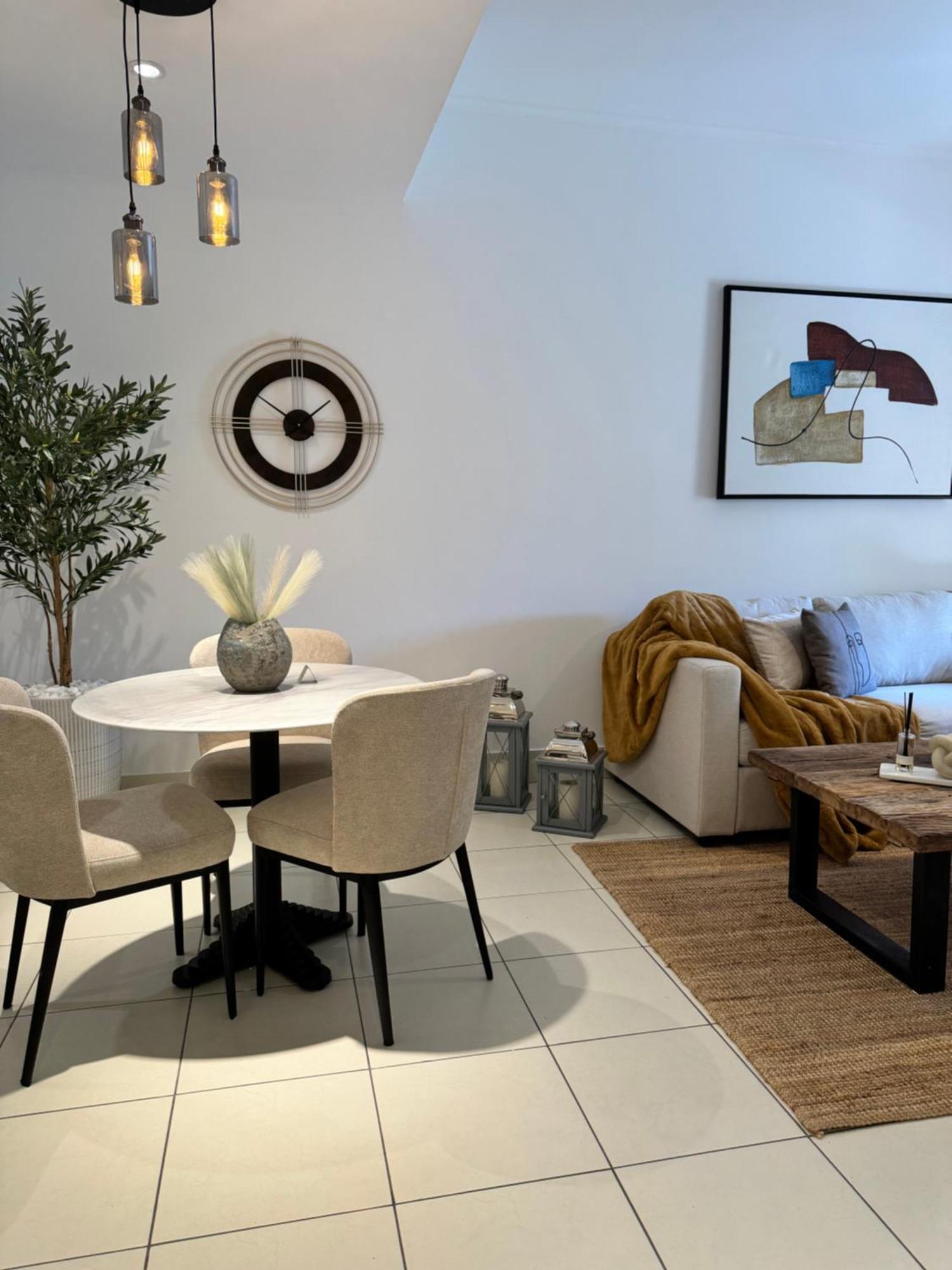 Luxurious 1br Aprt Burj Khalifa Area Dubai
